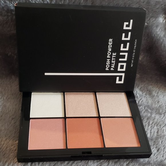 DOUCEE POSH POWDER PALETTE Blush & Highlighting $45 - Picture 6 of 6